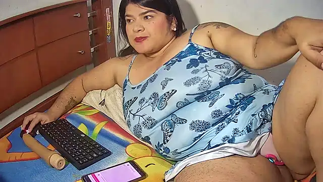 Snapshot of curvy_sex chatting on May 29, 2026, 4:51 am curvy sex online show from May 29, 2026, 4:51 am