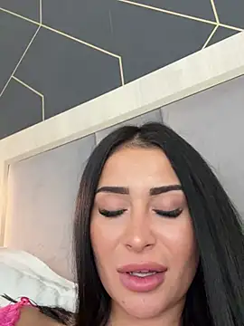 EmyLaveau online show from March 22, 2025, 9:24 am