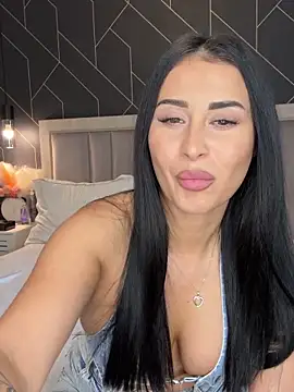 EmyLaveau online show from March 14, 2025, 12:40 pm