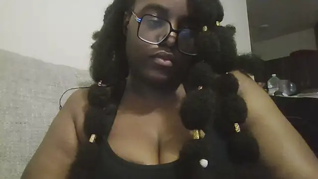 MissCC99 online show from October 17, 2025, 1:53 am