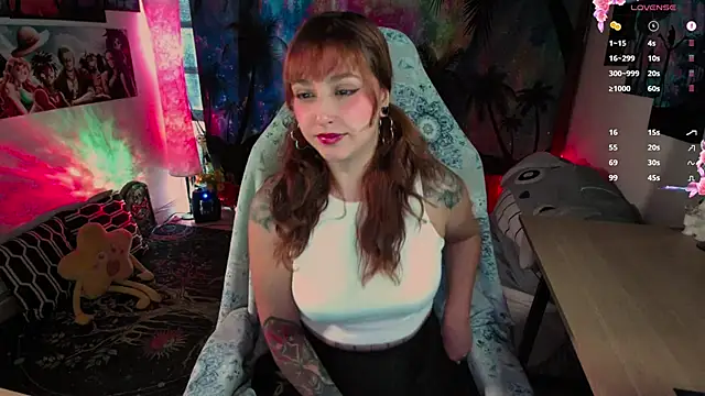 Snapshot of emma_luna59 chatting on February 25, 2026, 12:38 pm emma luna59 online show from February 25, 2026, 12:38 pm