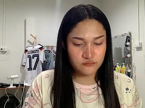 Snapshot of plysaithailand chatting on August 1, 2026, 3:21 pm plysaithailand online show from August 1, 2026, 3:21 pm