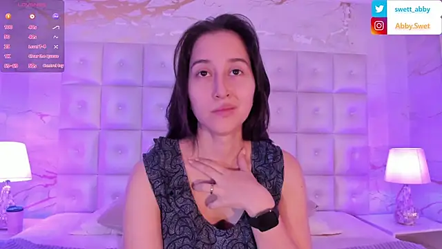 Snapshot of Abby_Sweet1_ chatting on March 12, 2025, 11:43 am Abby Sweet1  online show from March 12, 2025, 11:43 am
