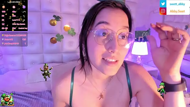 Snapshot of Abby_Sweet1_ chatting on March 17, 2025, 5:49 pm Abby Sweet1  online show from March 17, 2025, 5:49 pm