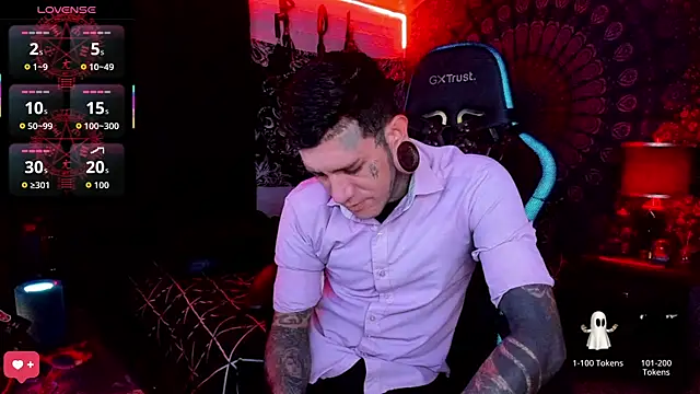 Snapshot of josh__ackerman chatting on September 28, 2025, 1:01 am josh ackerman online show from September 28, 2025, 1:01 am