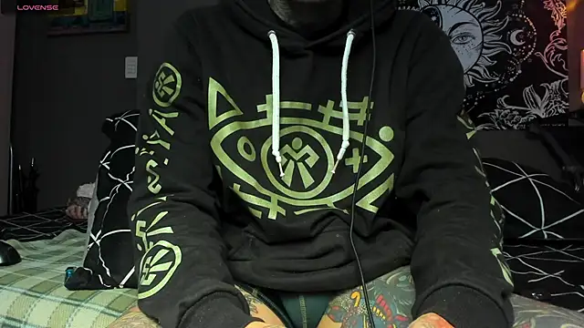 Snapshot of josh__ackerman chatting on April 15, 2026, 7:36 am josh ackerman online show from April 15, 2026, 7:36 am