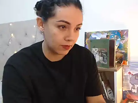 camii 7 online show from February 13, 2026, 3:06 am