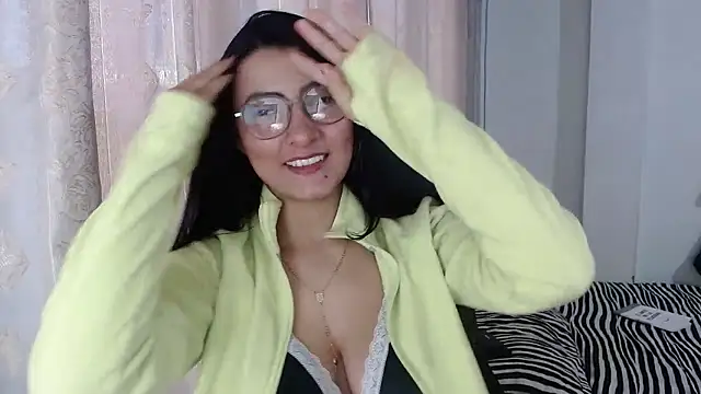 SavannaEvans001 online show from January 6, 2026, 12:09 pm