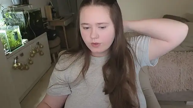 remirann  online show from February 21, 2026, 12:40 pm