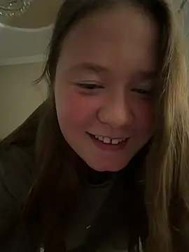 remirann  online show from June 21, 2026, 12:11 pm