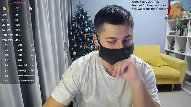 Snapshot of Tomguys chatting on January 18, 2026, 6:33 pm Tomguys online show from January 18, 2026, 6:33 pm