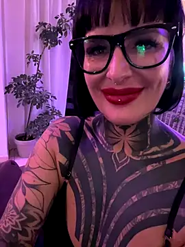 InkedBiitch online show from October 30, 2025, 6:38 pm
