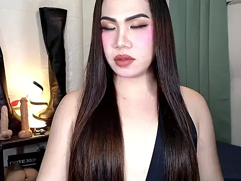 elise bloom69 online show from April 30, 2026, 1:51 pm