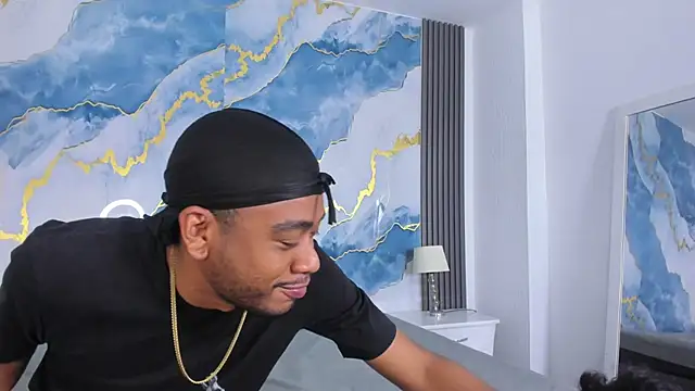 Kylieandjhonny online show from December 21, 2025, 4:19 pm