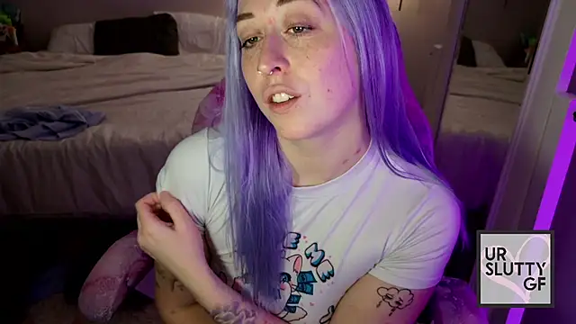 Snapshot of ursluttygf chatting on March 10, 2026, 3:27 pm ursluttygf online show from March 10, 2026, 3:27 pm