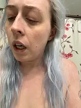 ursluttygf online show from July 18, 2026, 7:22 pm