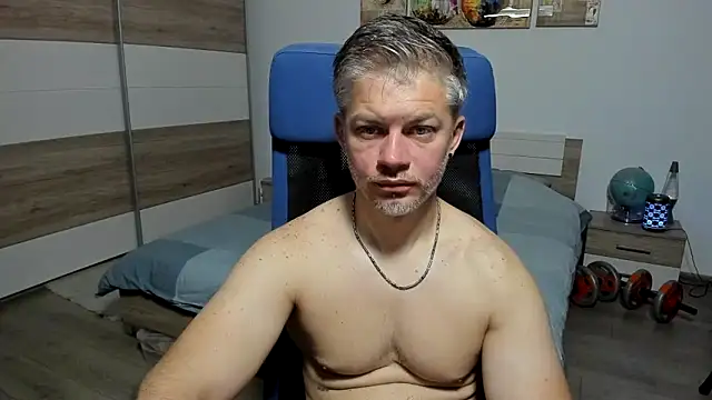 RobbyShawz online show from June 17, 2026, 4:23 am