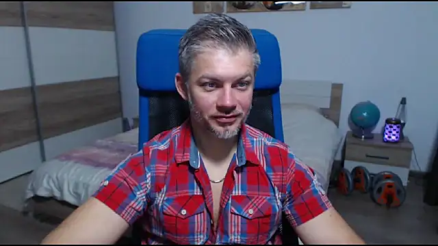 RobbyShawz online show from October 3, 2025, 6:26 am