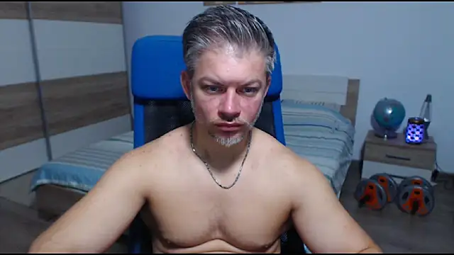 RobbyShawz online show from September 18, 2025, 4:37 am