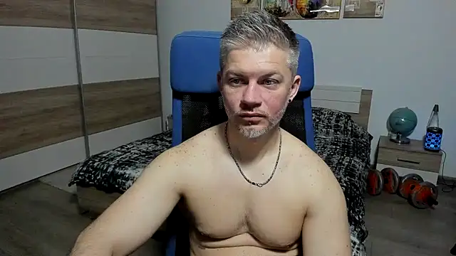 Snapshot of RobbyShawz chatting on May 5, 2026, 4:15 am RobbyShawz online show from May 5, 2026, 4:15 am