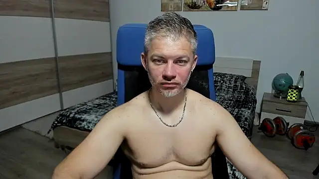 RobbyShawz online show from June 19, 2026, 4:07 am
