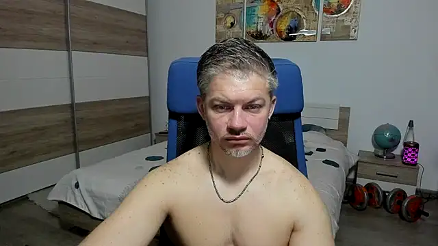 Snapshot of RobbyShawz chatting on April 21, 2026, 4:52 am RobbyShawz online show from April 21, 2026, 4:52 am
