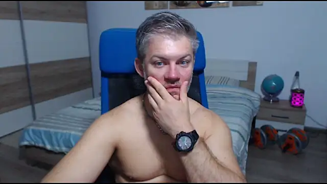 RobbyShawz online show from September 9, 2025, 6:23 am