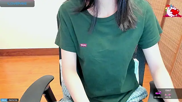 Ayase momo online show from June 24, 2026, 10:18 pm