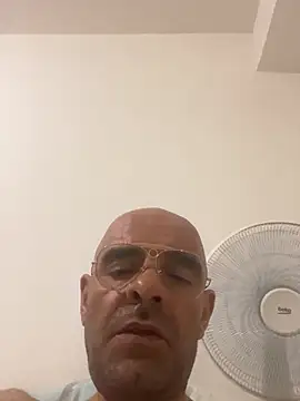 slim1976006 online show from July 14, 2026, 2:05 am