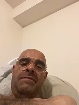 slim1976006 online show from July 14, 2026, 11:22 pm