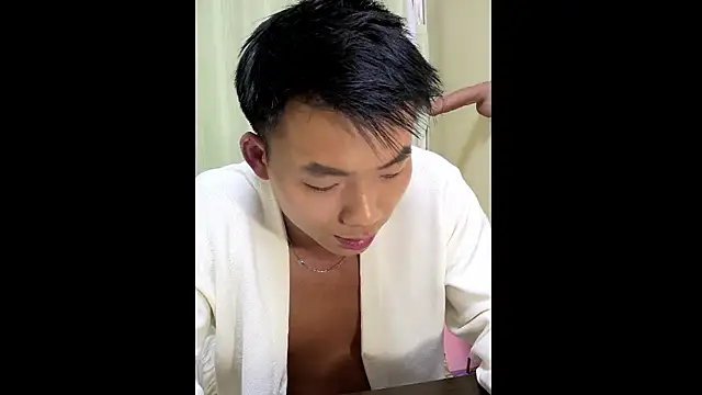 Snapshot of asiahot_liam chatting on January 23, 2025, 10:54 am asiahot liam online show from January 23, 2025, 10:54 am