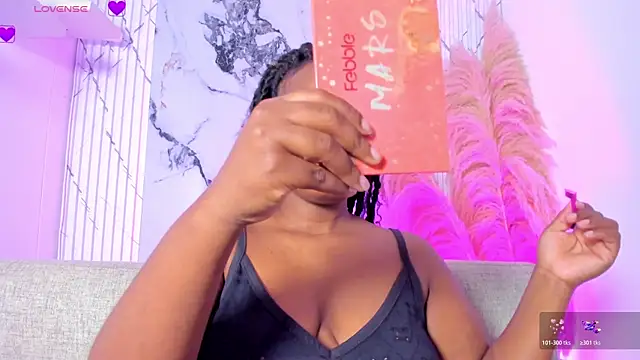 Rianamanson online show from May 5, 2026, 5:10 am