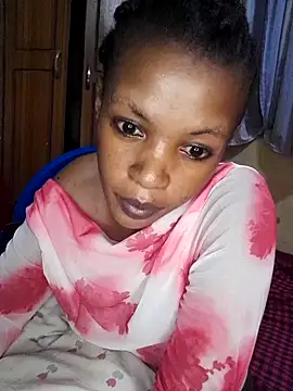 sexpetite online show from November 6, 2025, 11:42 pm