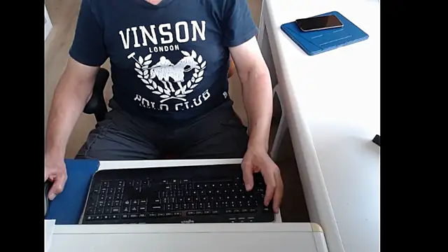 dutchpornking online show from July 21, 2026, 6:15 am
