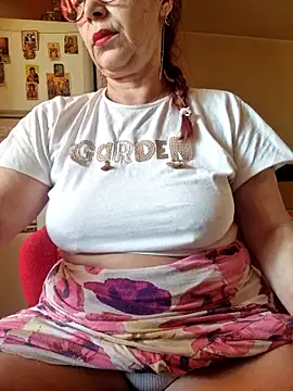 Chriss Tinaa online show from June 19, 2026, 4:29 am