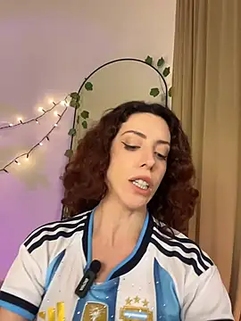 sushiboxxx online show from July 7, 2026, 6:22 pm