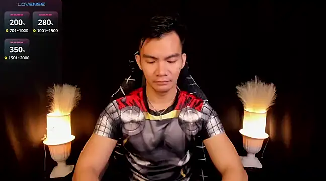 Snapshot of 000batman000 chatting on February 26, 2025, 1:36 am 000batman000 online show from February 26, 2025, 1:36 am