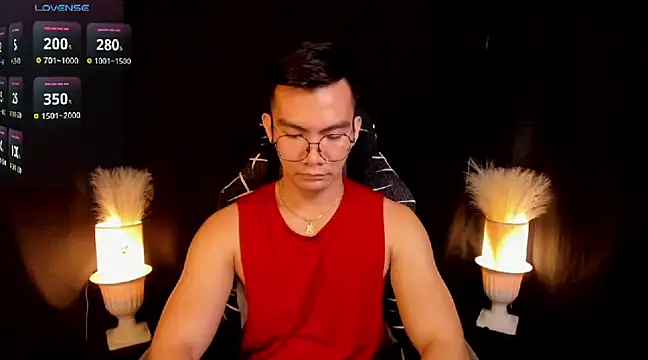 Snapshot of 000batman000 chatting on February 25, 2025, 1:41 am 000batman000 online show from February 25, 2025, 1:41 am