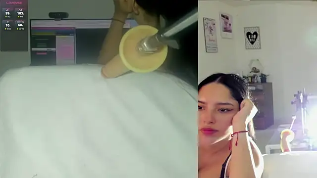 Snapshot of sofi_velez chatting on February 28, 2026, 5:01 pm sofi velez online show from February 28, 2026, 5:01 pm