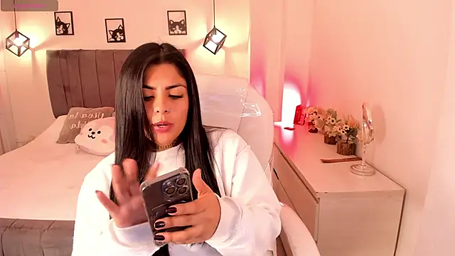 Snapshot of Catalinaa_martinez chatting on September 12, 2025, 5:40 am Catalinaa martinez online show from September 12, 2025, 5:40 am