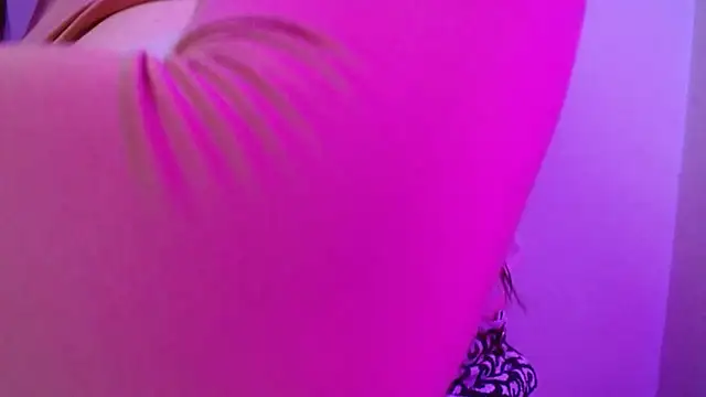 AnnyelinnaLove online show from October 9, 2025, 5:30 am