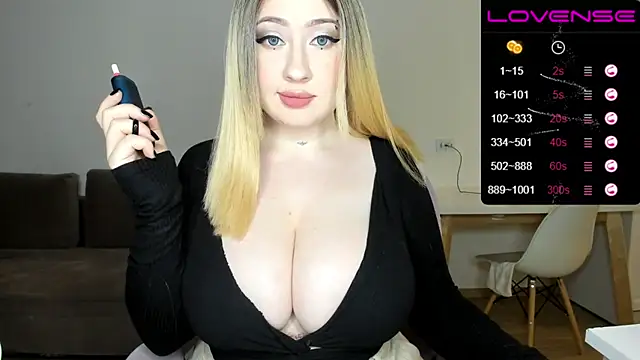 Snapshot of hazejena chatting on January 15, 2025, 6:50 pm hazejena online show from January 15, 2025, 6:50 pm