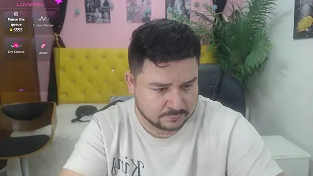 Snapshot of oso_dirty_ chatting on March 2, 2025, 5:30 pm oso dirty online show from March 2, 2025, 5:30 pm