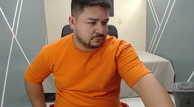 Snapshot of oso_dirty_ chatting on February 28, 2025, 5:37 pm oso dirty online show from February 28, 2025, 5:37 pm