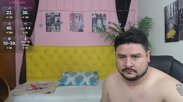 Snapshot of oso_dirty_ chatting on February 21, 2025, 5:31 pm oso dirty online show from February 21, 2025, 5:31 pm