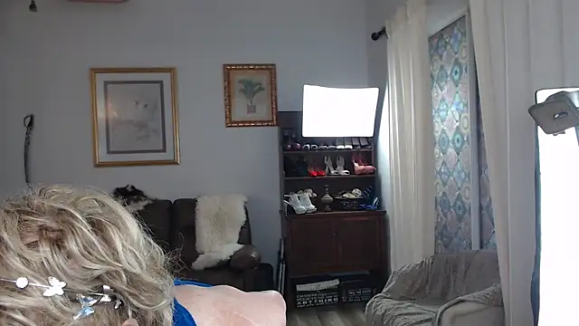 Snapshot of SindeeDix chatting on September 18, 2025, 2:53 pm SindeeDix online show from September 18, 2025, 2:53 pm