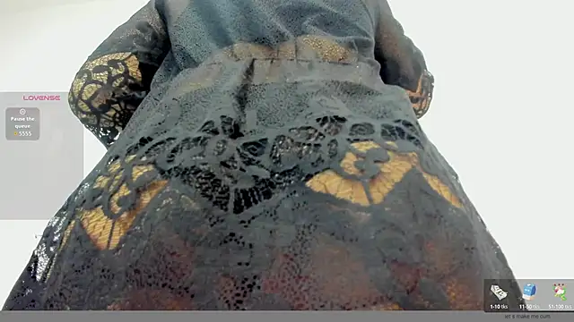 Snapshot of moxa_hot chatting on September 29, 2025, 2:55 pm moxa hot online show from September 29, 2025, 2:55 pm