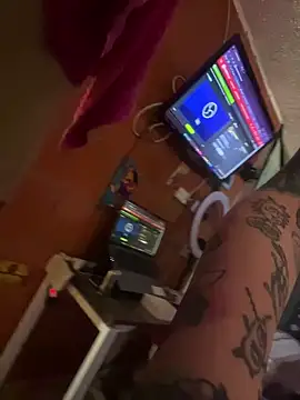 Snapshot of Lilmarieee chatting on February 2, 2025, 8:30 pm Lilmarieee online show from February 2, 2025, 8:30 pm