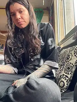 Snapshot of Lilmarieee chatting on February 25, 2025, 11:04 pm Lilmarieee online show from February 25, 2025, 11:04 pm