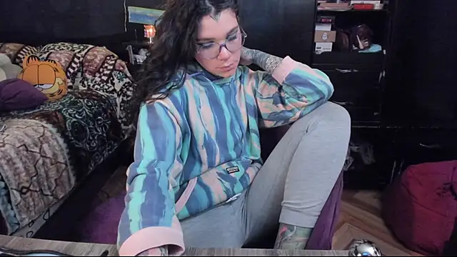 Snapshot of Lilmarieee chatting on March 20, 2025, 10:07 pm Lilmarieee online show from March 20, 2025, 10:07 pm